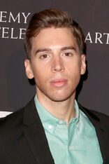 Jordan Gavaris