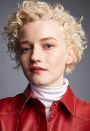 Julia Garner